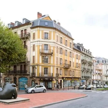 Elvire Apartment *